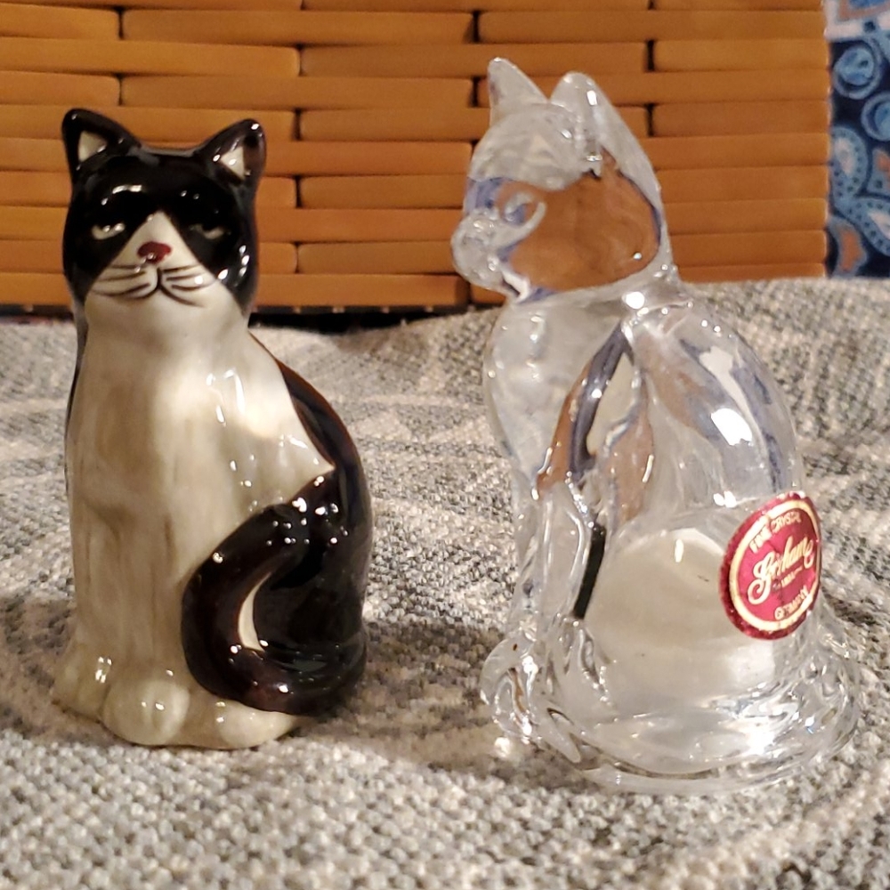 Gorham crystal salt with porcelain pepper